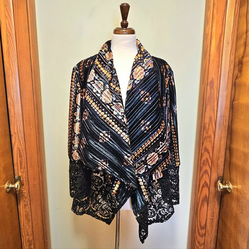 Paris Hues Pleated Velvet and Crochet Lace Cardigan